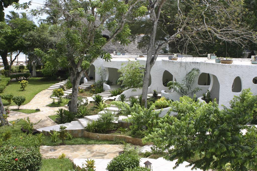 Ocean Village Club (Adults Only) Diani Beach Exterior photo