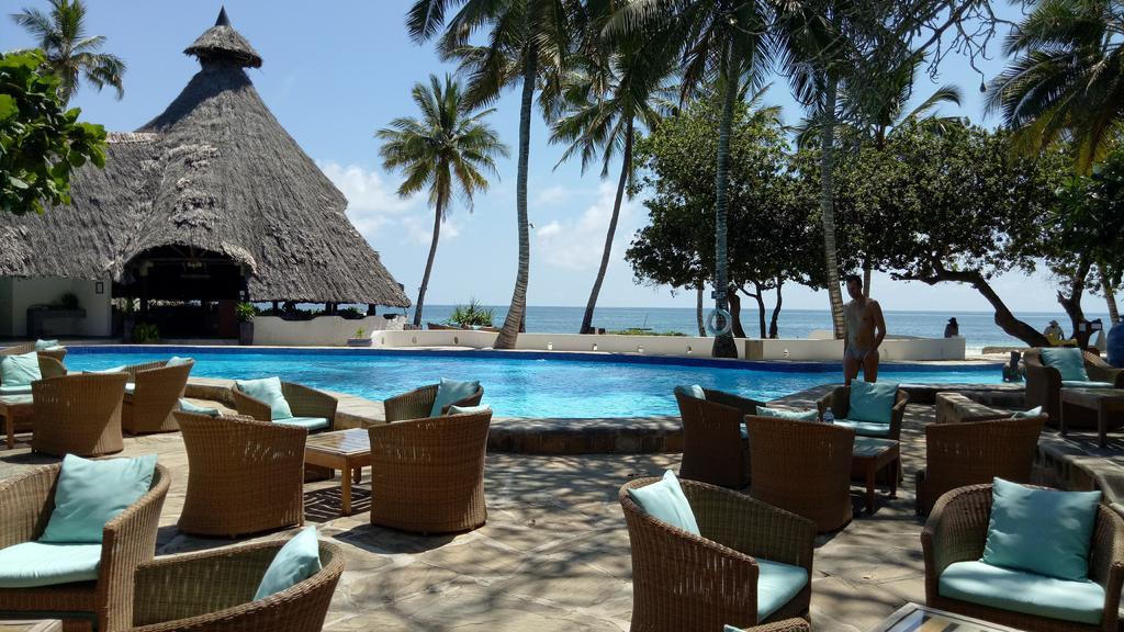 Ocean Village Club (Adults Only) Diani Beach Exterior photo